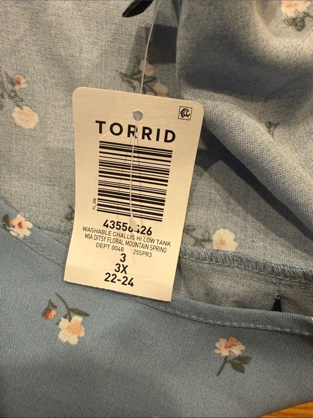 NWT torrid hi -low floral tank top size 3 (3X)
22-24. - Picture 5 of 9